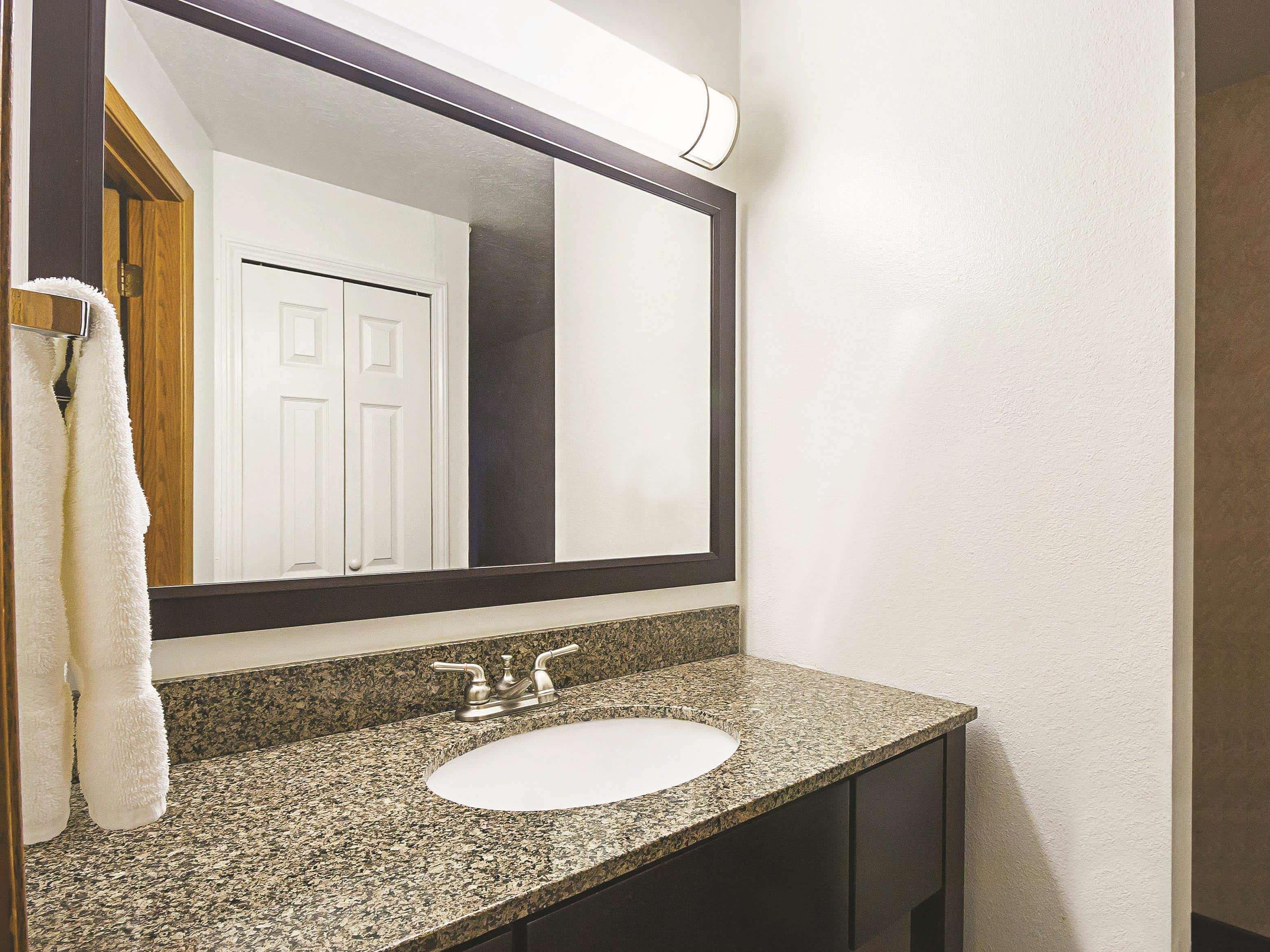 La Quinta By Wyndham Woodburn Exterior foto