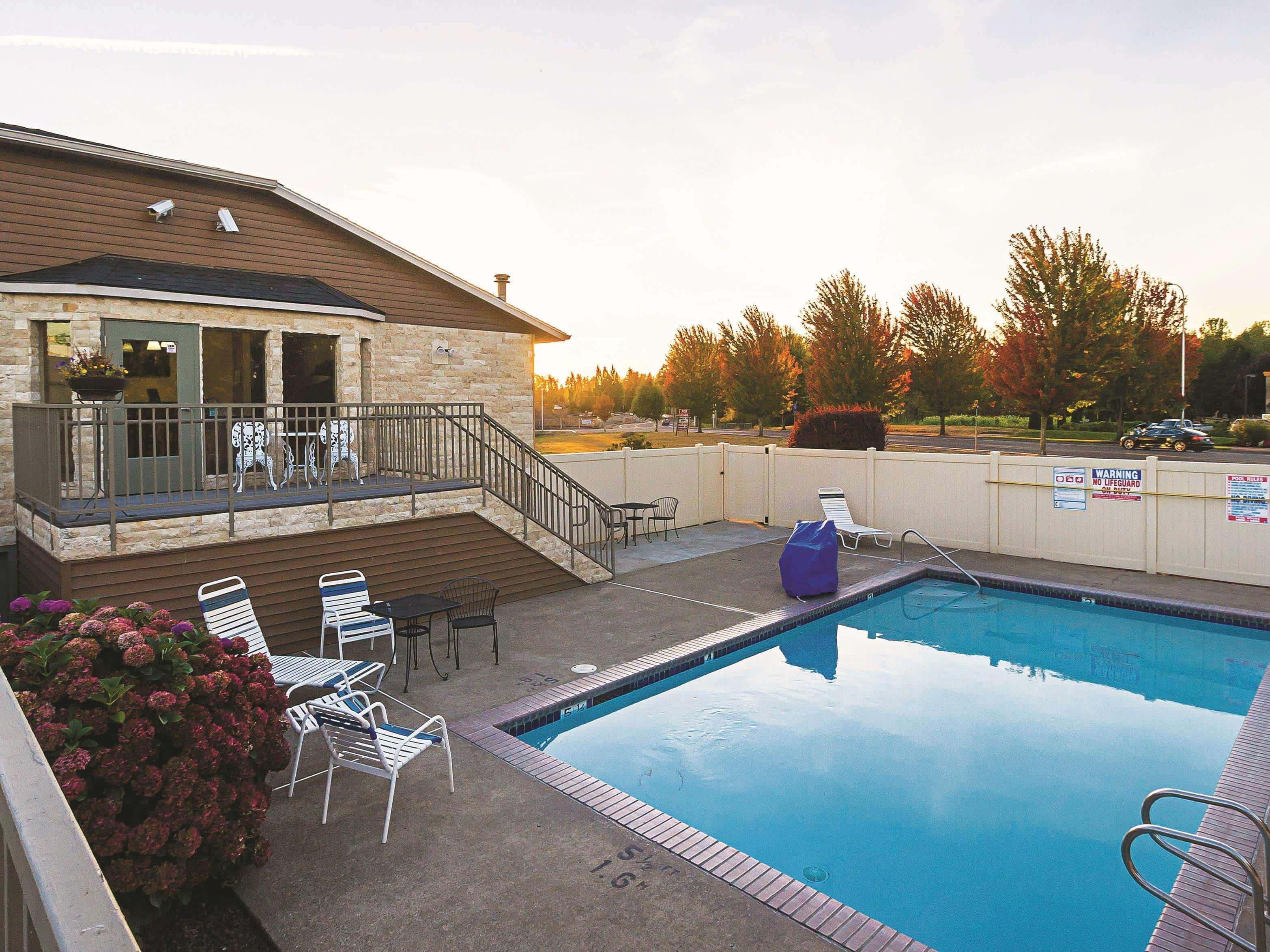 La Quinta By Wyndham Woodburn Exterior foto